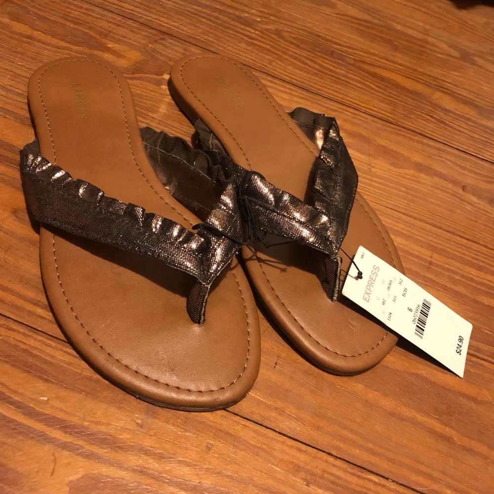 NWT - Express Ruffle Thong Flipflops